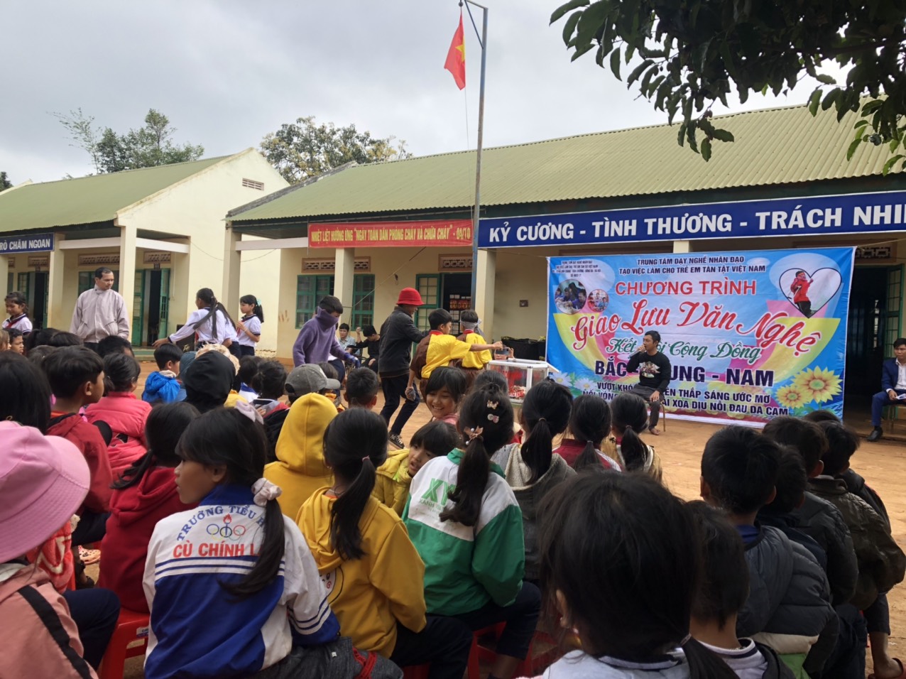 Chương trình  “Thắp sáng ước mơ”