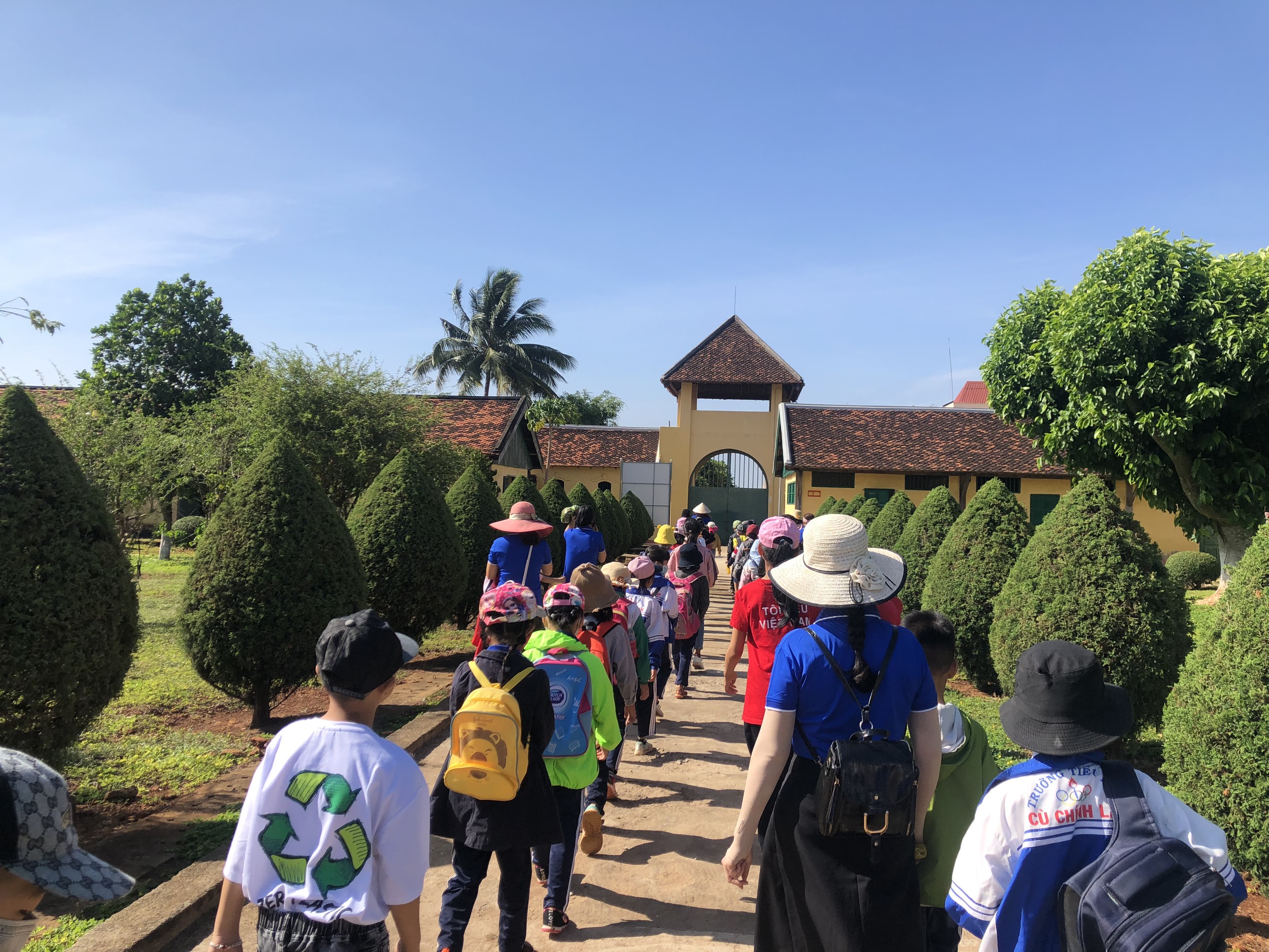 Hoạt động trải nghiệm năm học 2020 – 2021 Hoạt động trải nghiệm năm học 2020 – 2021